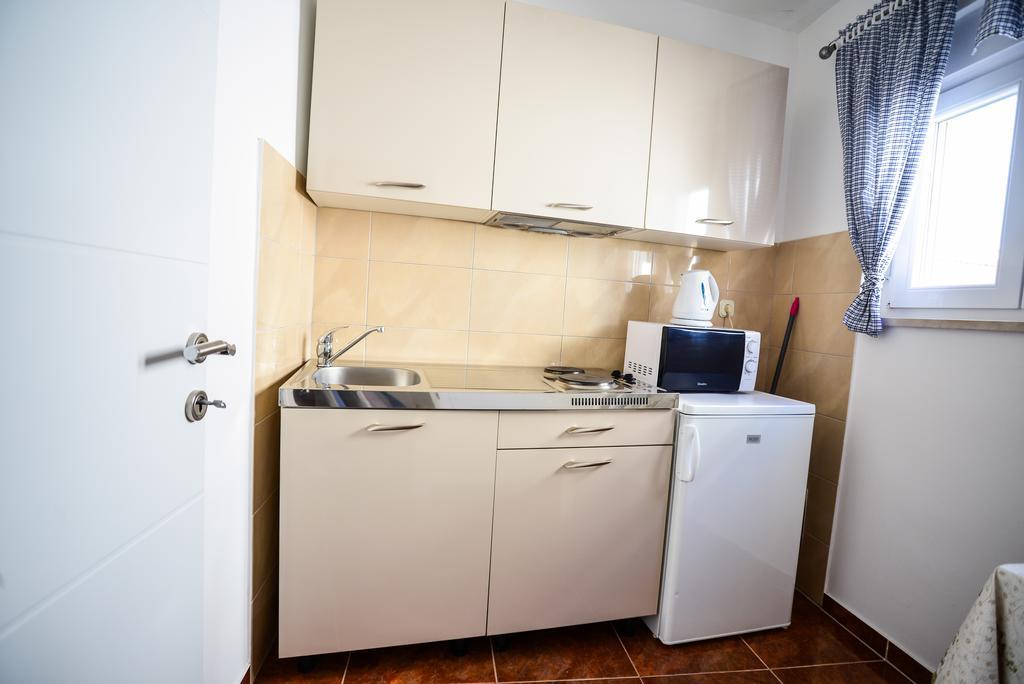 Villa Benelux ซาดาร์ ภายนอก รูปภาพ