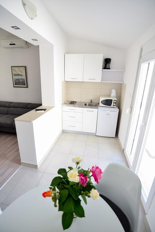 Villa Benelux ซาดาร์ ภายนอก รูปภาพ