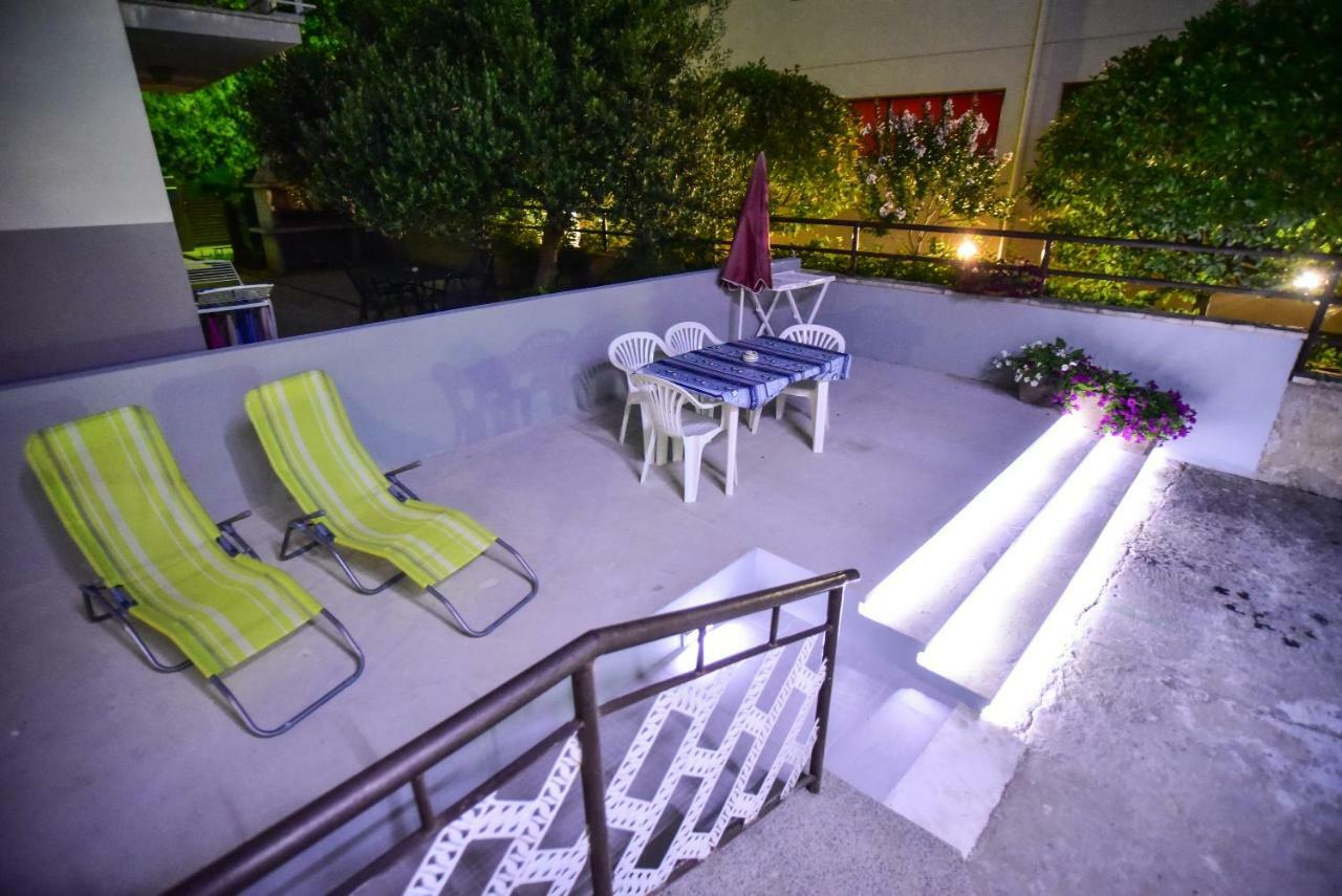 Villa Benelux ซาดาร์ ภายนอก รูปภาพ